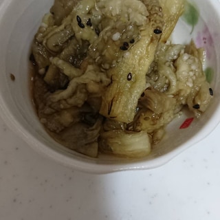 焼きナスの新生姜の甘酢の酢の黒ごま和え(^○^)